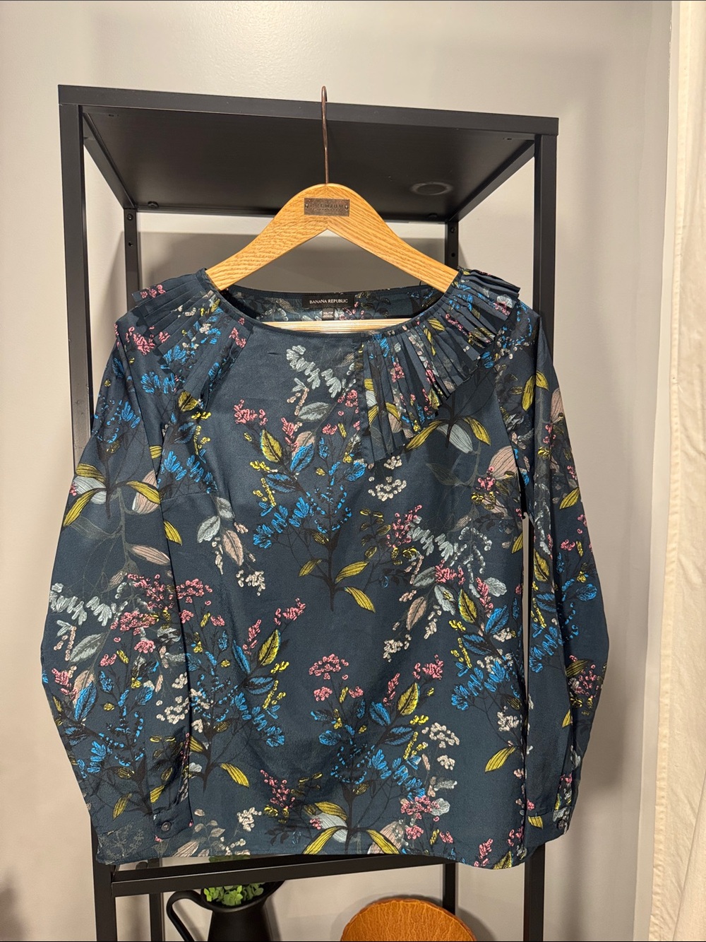 175. Banana Republic Navy Floral Pleated-Neck Blouse